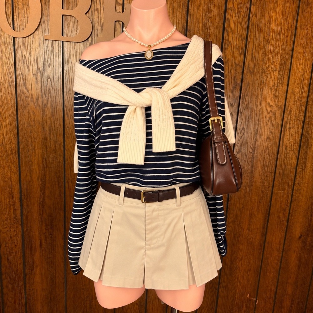 Navy Striped Long Sleeve Top Jones New York Women M Boat Neck Dark Academia Chic